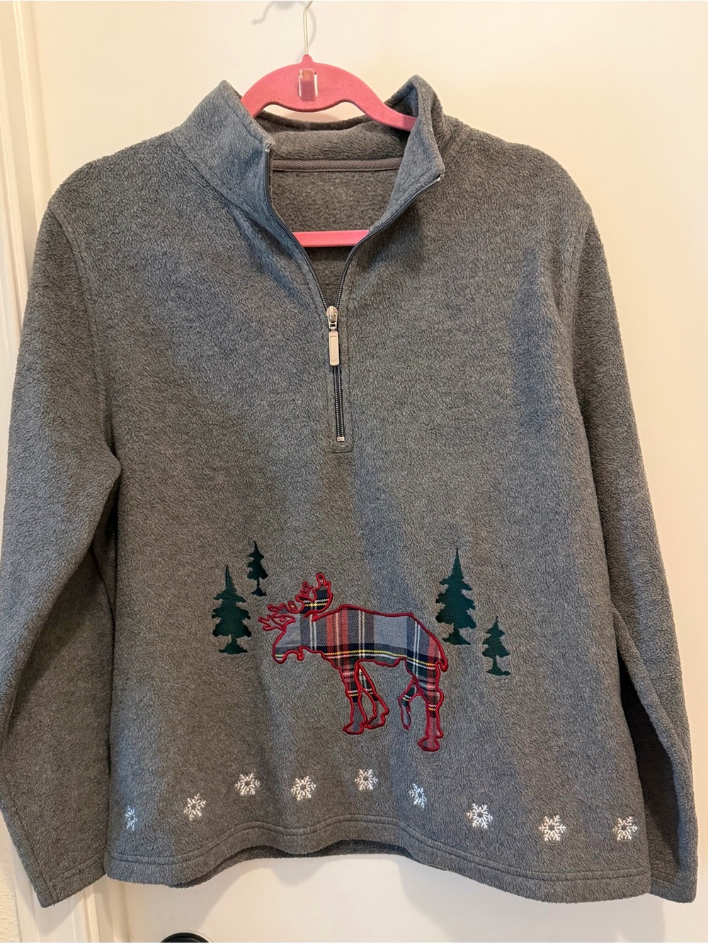 Source Unknown Gray Quarter-Zip Sweatshirt with Plaid Moose